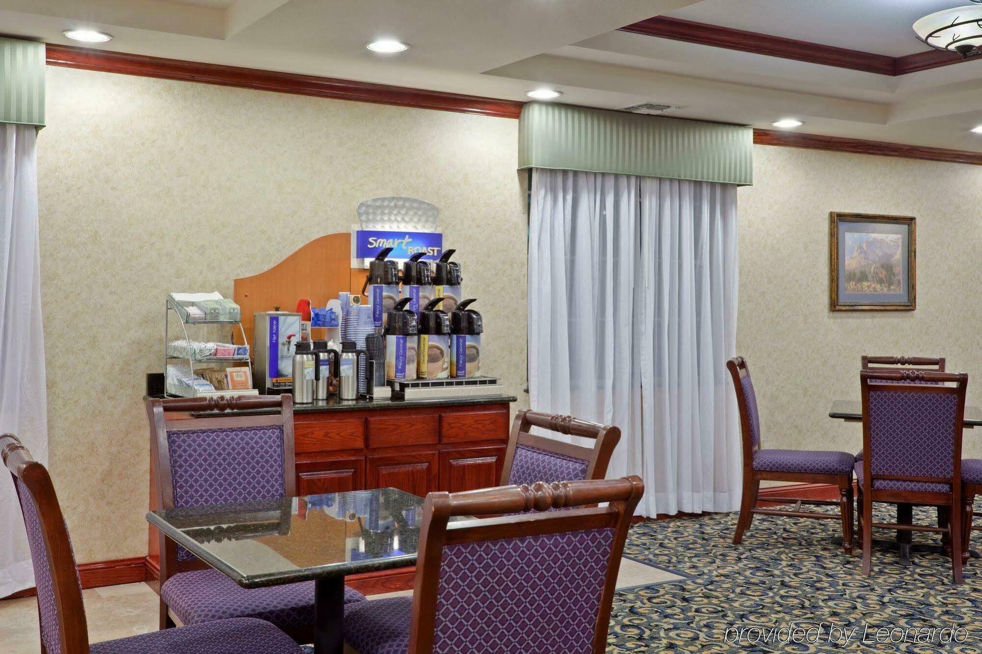 Holiday Inn Express Hotel & Suites Pampa By Ihg Restaurante foto